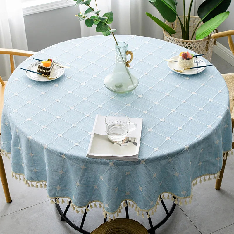 Jacquard Checkered Round Tablecloth with Tassels