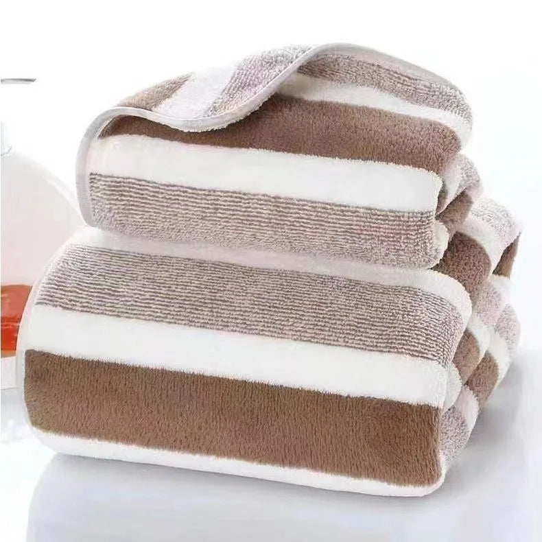 Coral Fleece Bath Towel (Soft & Absorbent)